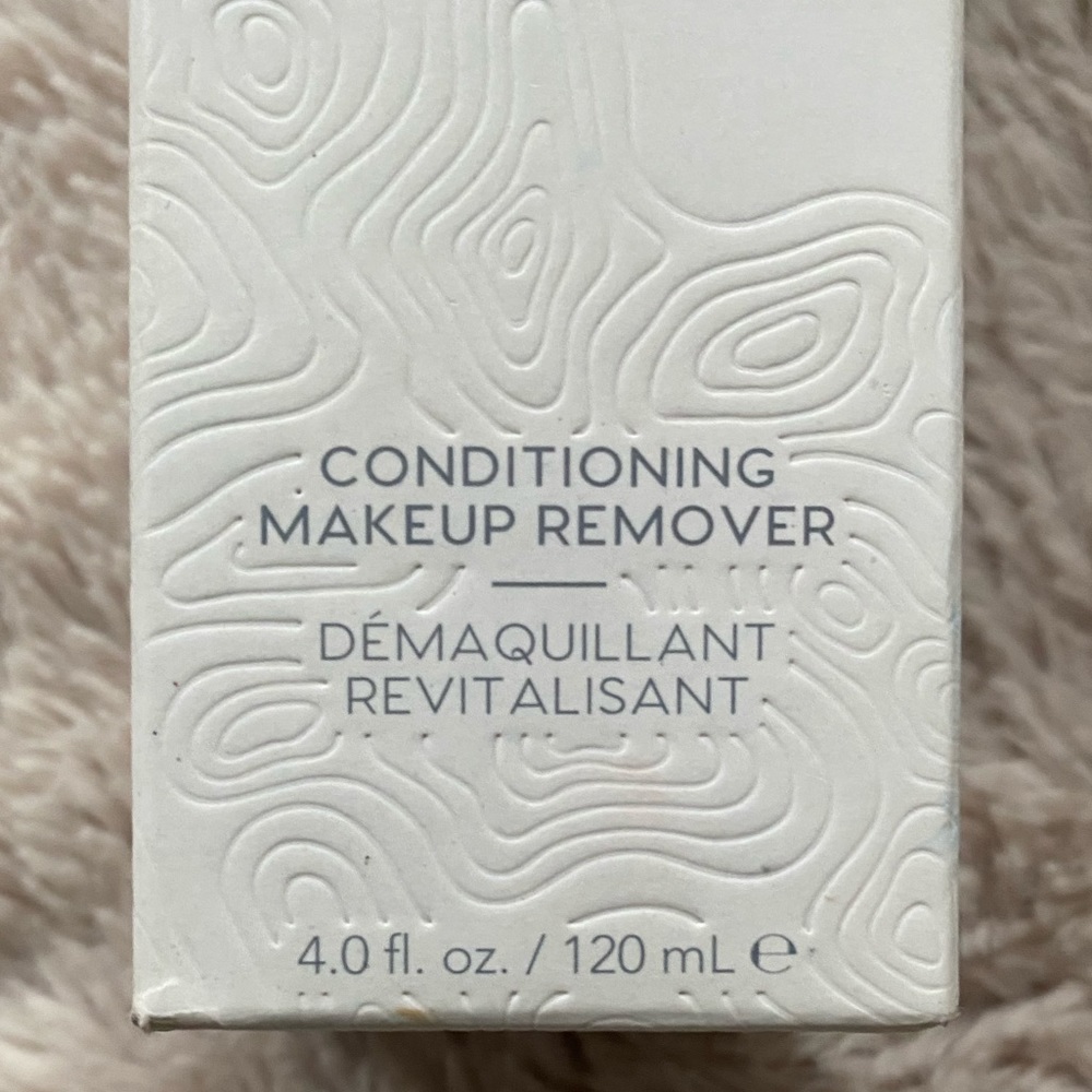 USANA Celavive Conditioning Makeup Remover NWT - Picture 3 of 3